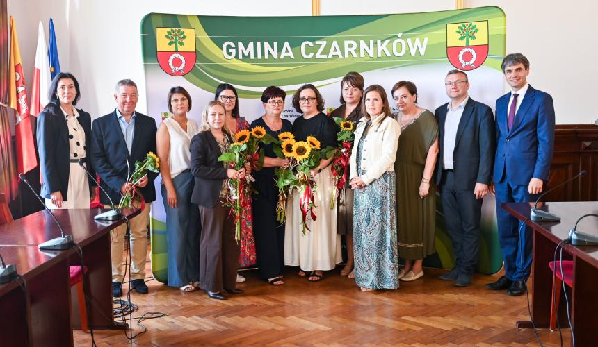 Podsumowanie roku szkolnego 2025/2026 i nowe powierzenia w gminnej oświacie