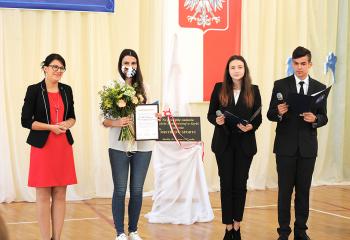 Uroczystość nadania imienia Mistrzów Sportu Szkole Podstawowej w Sarbi