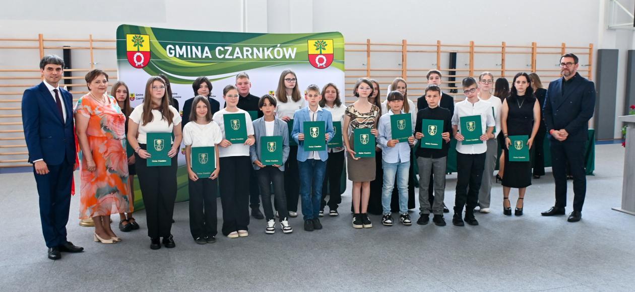 Uroczystość wręczenia stypendiów Wójta i Rady Gminy Czarnków