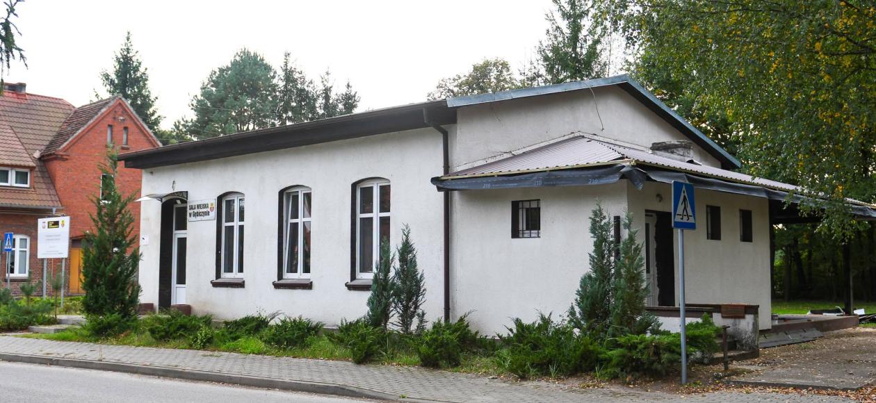 Remont sali wiejskiej w Gębiczynie